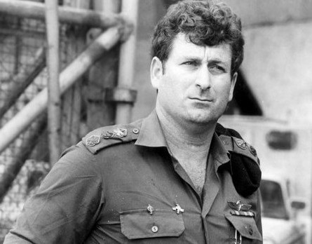 207אברהם בן-ארצי.jpg