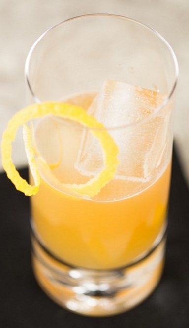 Файл:Бренди Слинг (коктейль).jpg