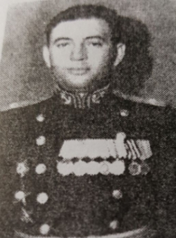 6cd6bec50e9eebe449929cb4e0b61cd4 L.jpg