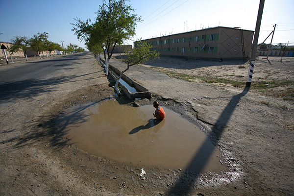 Центральная улица Муйнака