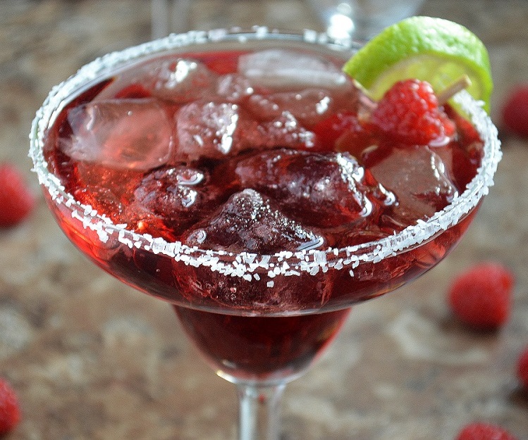 Малиновая Маргарита (коктейль) 2.jpg