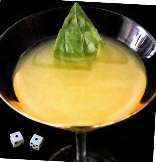 Глаз Змеи (коктейль) 2.jpg