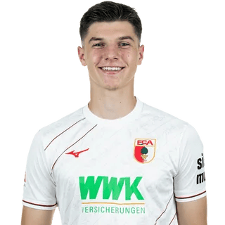 Файл:Мерт Кёмюр.png