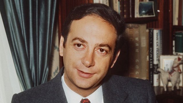 000 sapa981109973870.jpg