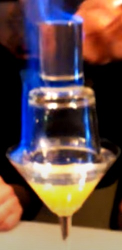 Вулкан (коктейль).jpg