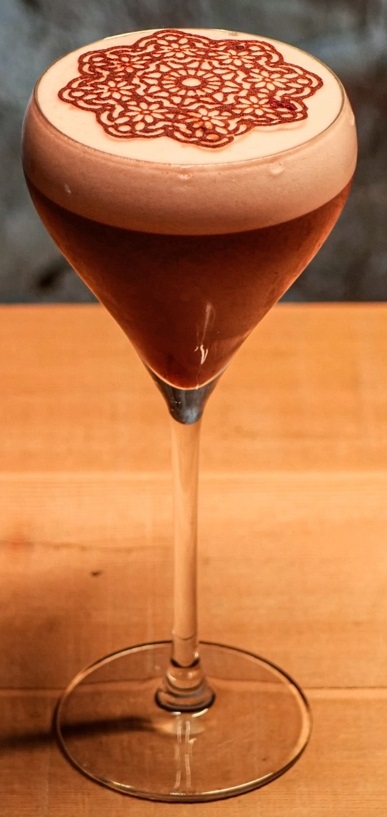 Файл:Bird Cherry Pie (коктейль).jpg