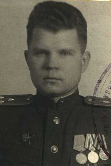 Морозов Анатолий Петрович (1913—1961).jpg