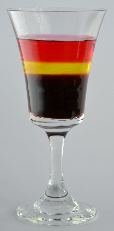 Файл:Бельгийский Флаг (коктейль).jpg