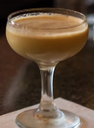 Файл:Бренди с молоком (коктейль).jpg