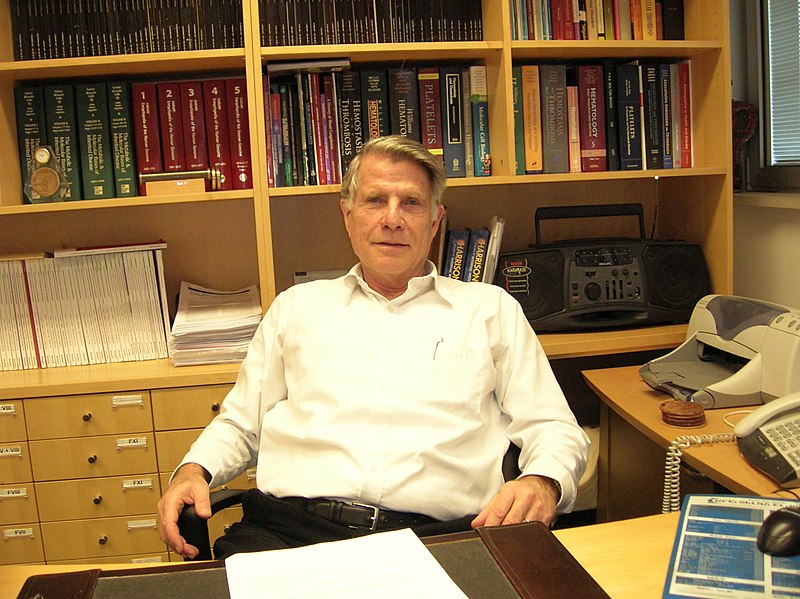 Professor Uri Seligson.JPG