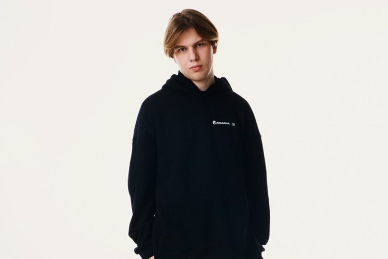 Дмитрий Волынкин музыкант Oneheart.jpeg