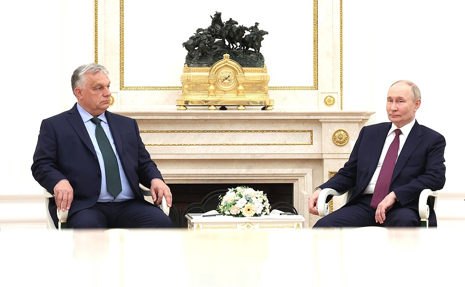 Файл:Орбаг и Путин в Кремле.jpg