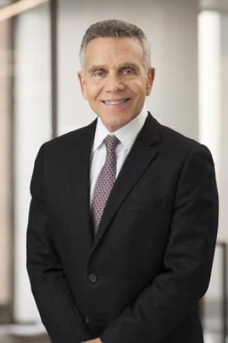 Файл:Mitch Julis.jpg