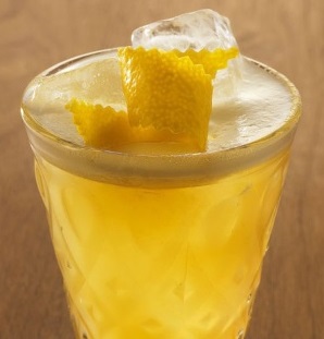 Файл:Жёлтая фея (коктейль).jpg