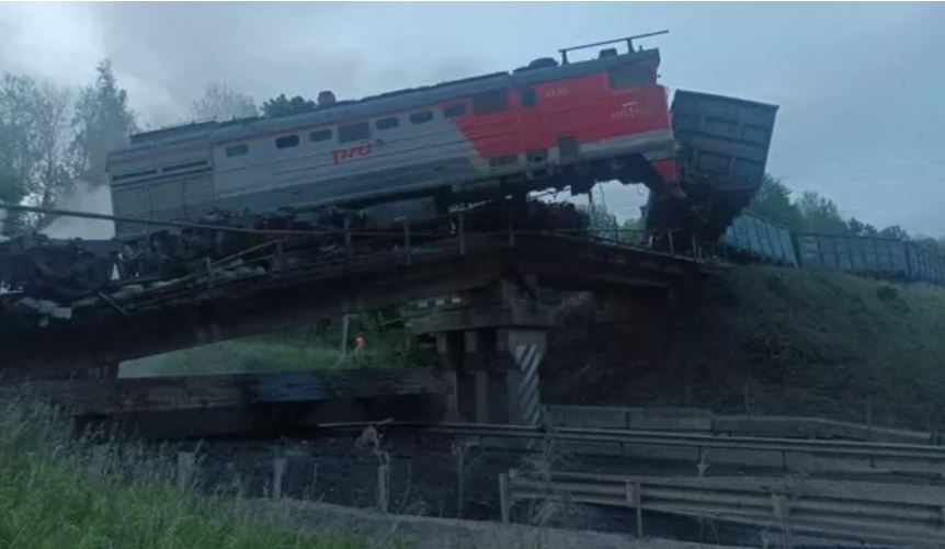 Файл:Крушение поезда в Курской области (1 июня 2025).jpg