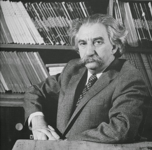 Юрий Михайлович Лотман6.jpg