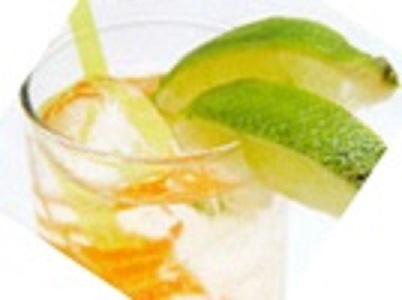 Файл:Ром с лимонадом (коктейль).jpg