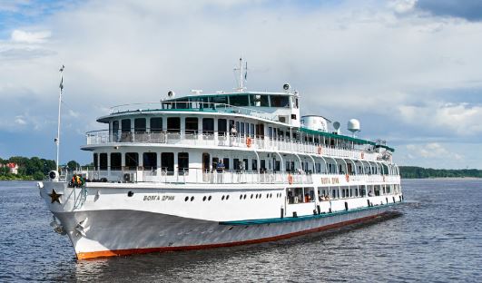 Теплоход Волга Дрим.jpg