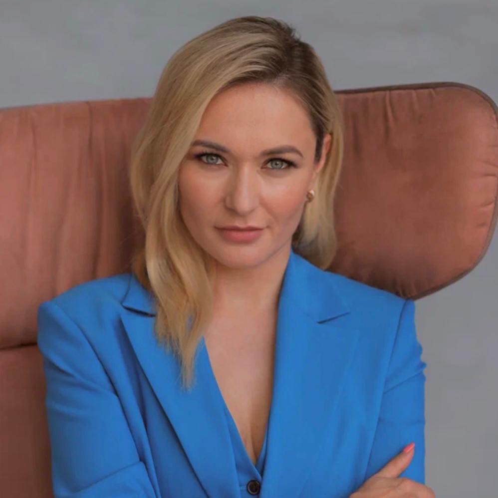 Anna Chernigova1.jpg