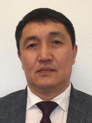 Малчинов Эжер Николаевич.jpg