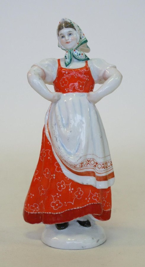 Велихова, Софья Борисовна (1904-1994); Автор росписи: Лупанова, Елизавета Николаевна (1910-1973) Скульптура "Плясунья" 1949 г. СССР, Фарфор; роспись надглазурная полихромная, 16,5x7, 5x6,3