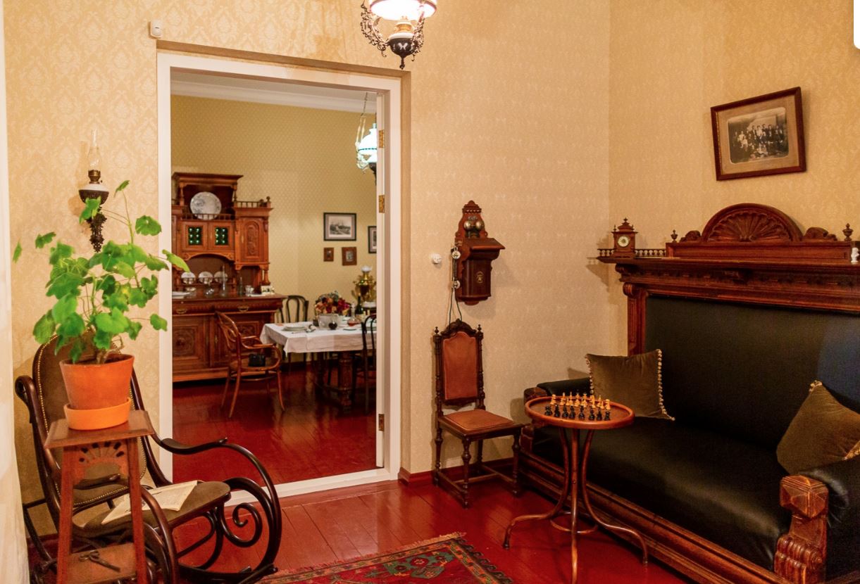 Фрагмент экспозиции «Кабинет»