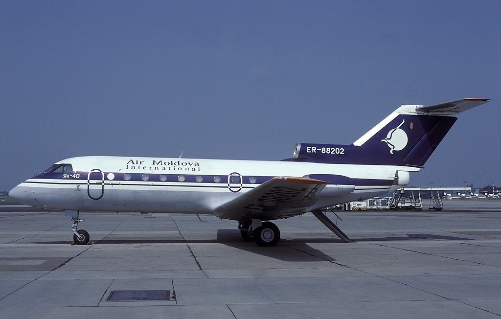 Як-40 Air Moldova International, 1995 год