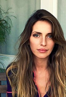 Мали Леви280x420.jpg