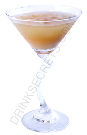 Файл:Банана Итальяно (коктейль).png