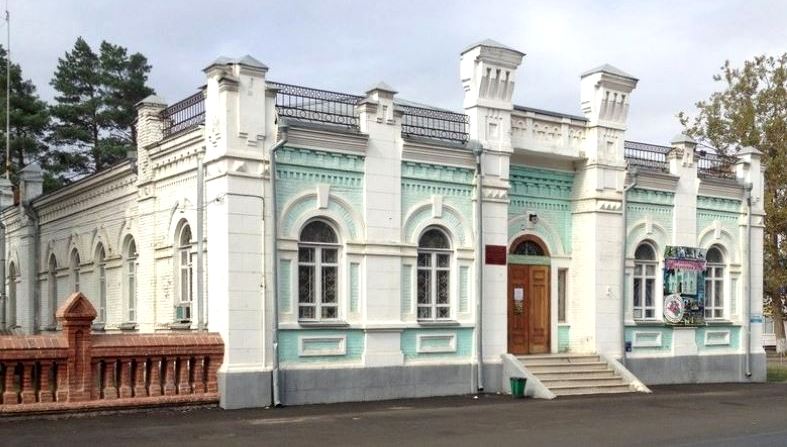 Файл:Новокубанский музей Здание фото.jpg