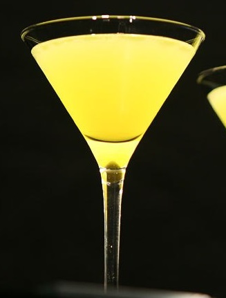 Файл:Сантори (коктейль).jpg