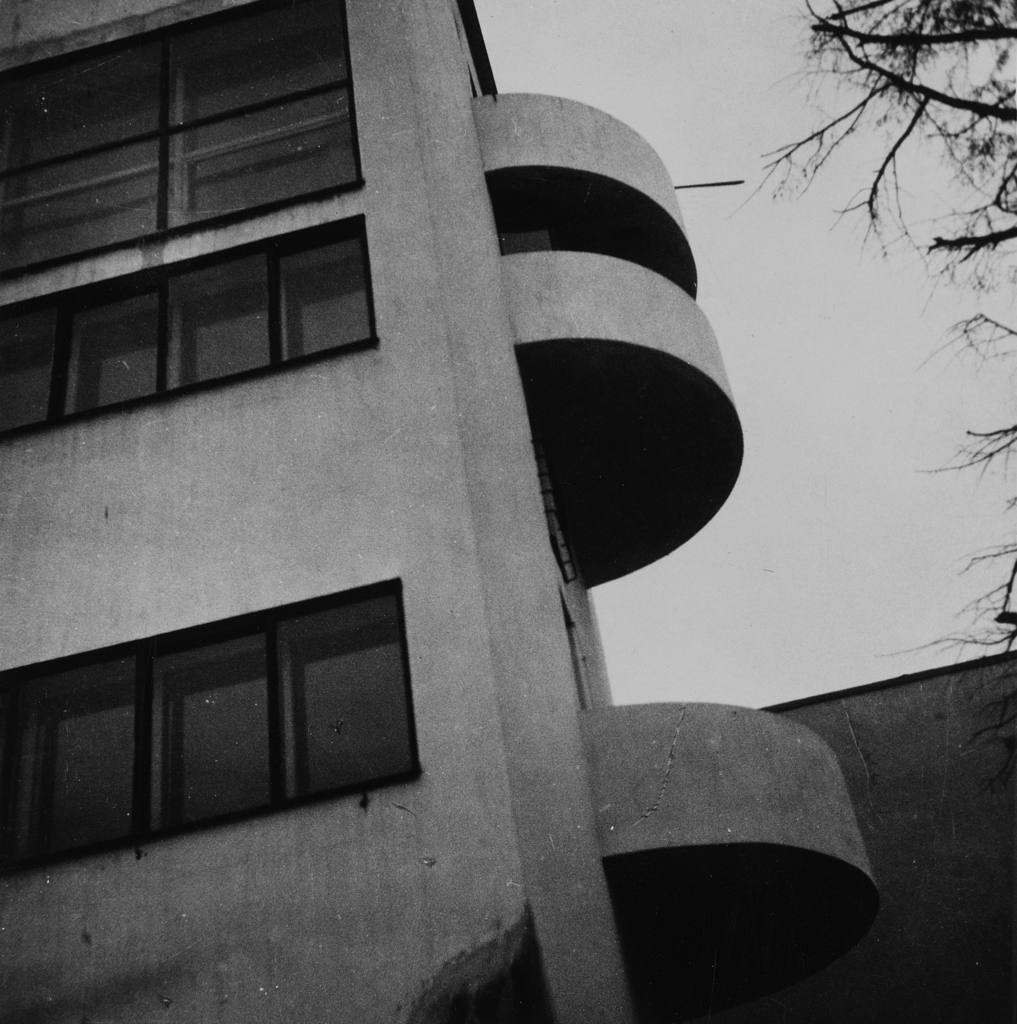 Дом Наркомфина, (арх. Гинзбург), 1928-1929 гг.