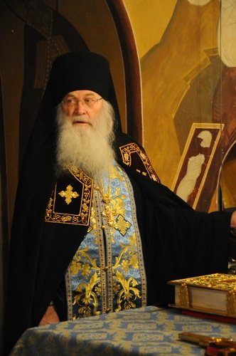 1460412605 arhimandrit-petr3-2.jpg