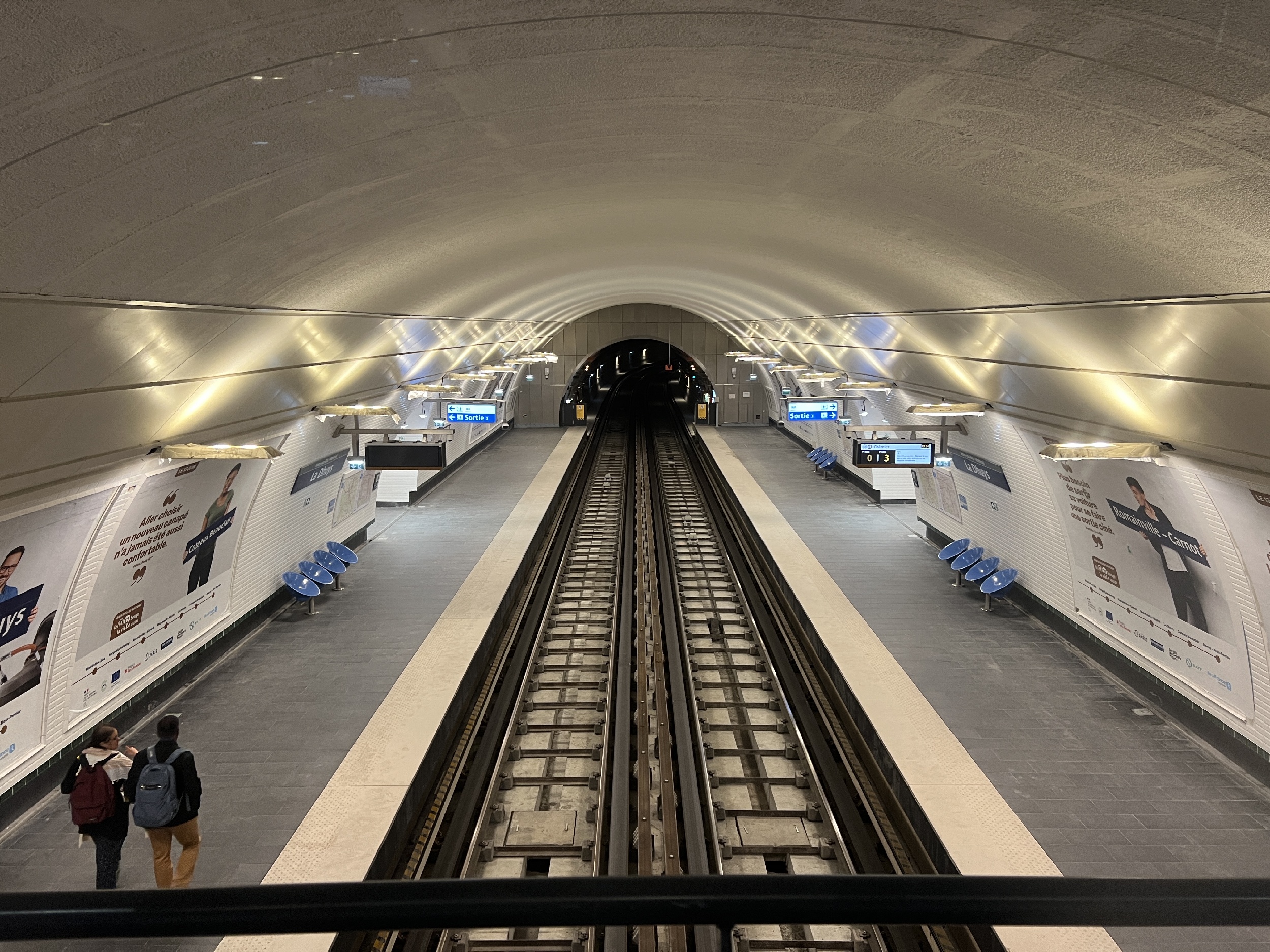 Файл:Station Dhuys Métro Paris Ligne 11 - Montreuil (FR93) - 2024-06-13 - 11.jpg