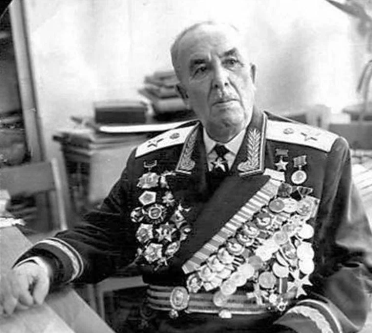 Федюнинский, Иван Иванович.png