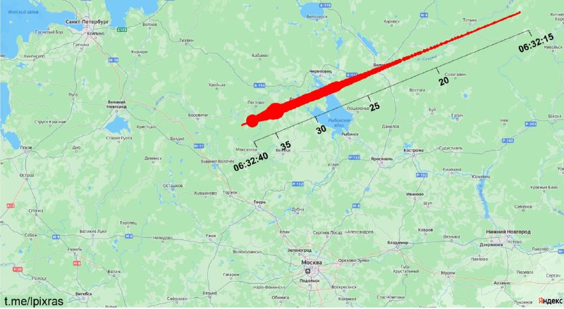 Траектория полёта метеорита и места взрывов. По данным ИКИ РАН.