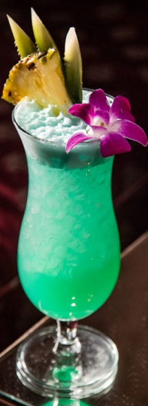 Голубые Гавайи (коктейль) 2.jpg