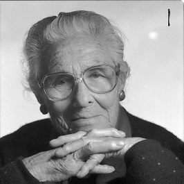 קלר אפשטיין.jpg