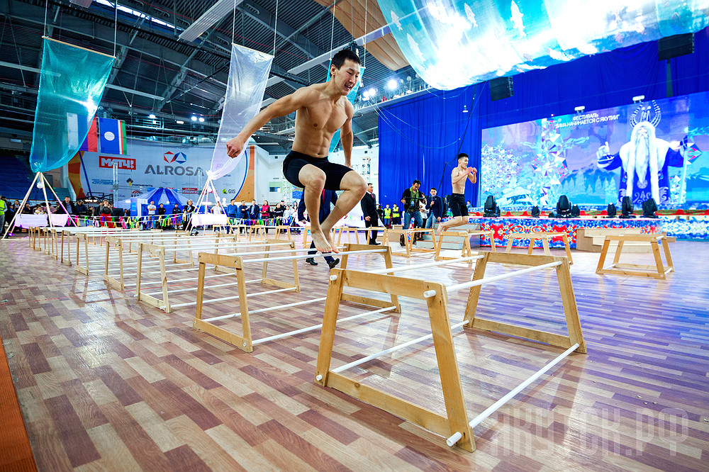 Прыжки через нарты