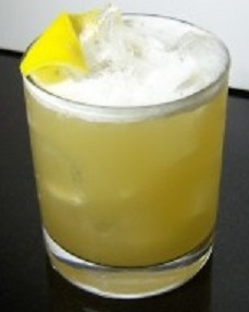 Файл:Бостонский Сауэр (коктейль).jpg