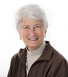 יעל לובין.jpg