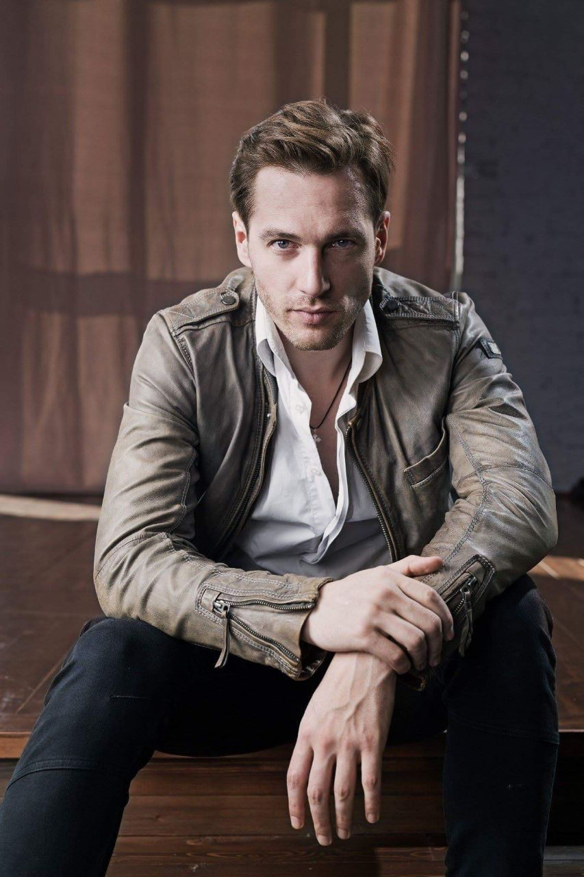 Олег Назаров.jpg