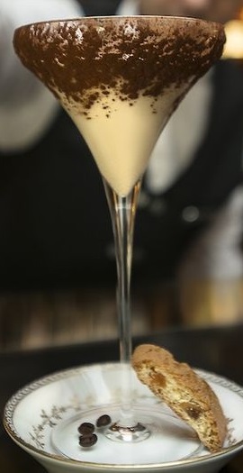 Файл:Zuppa del duca (коктейль).jpg