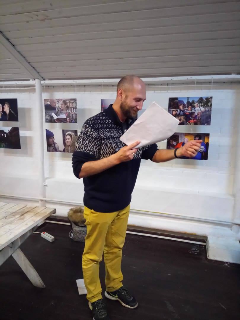 Персональная выставка Ростислава Красноперова "В лучах Славы".