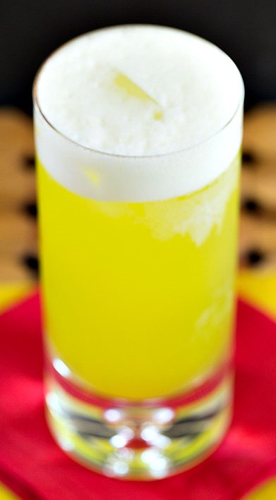 Файл:Джуси Фрут (коктейль).jpg