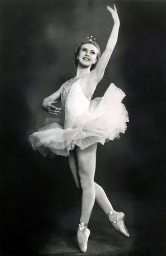 Любовь Войшнис — Маша (балет «Щелкунчик» П. И. Чайковского), Кировский театр, 1951