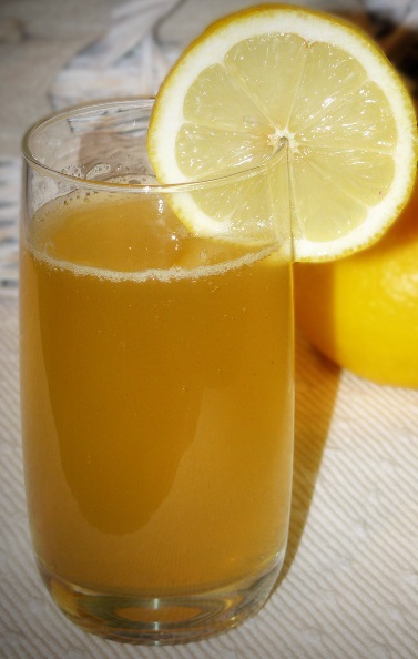 Файл:Радлер (коктейль).jpg