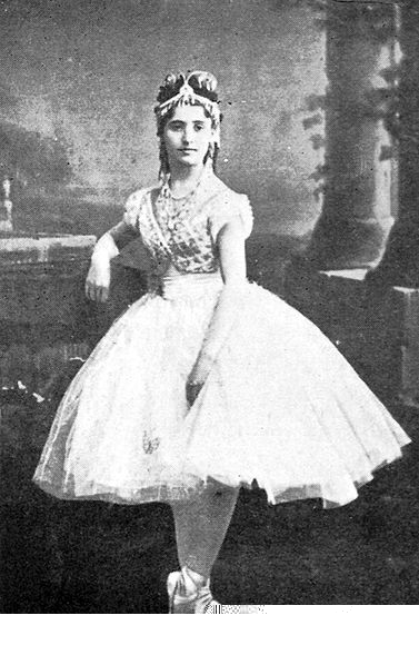 Coppelia -Swanilda -Giuseppina Bozzachi -Act I-Scene 2 -Paris -1870 -2.JPG
