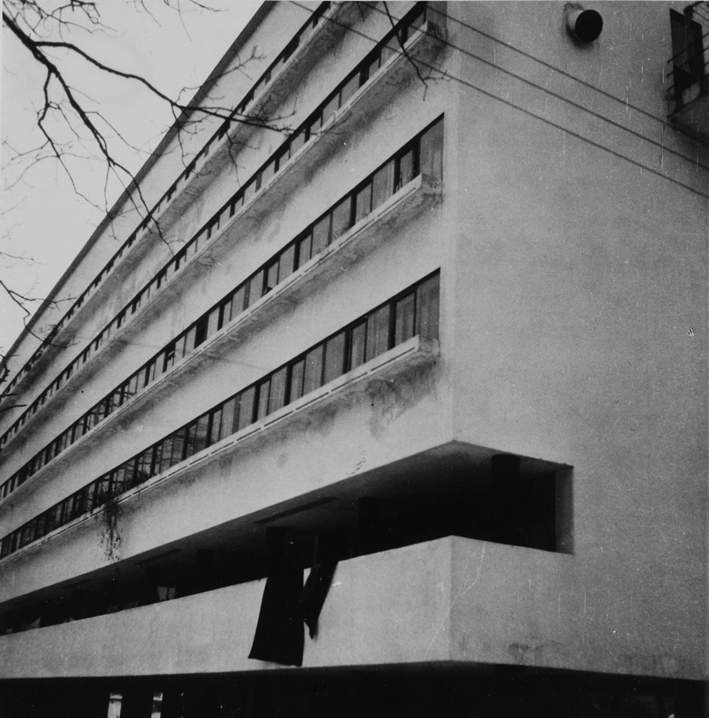 Дом Наркомфина, (арх. Гинзбург), 1928-1929 гг.