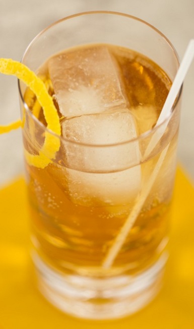 Файл:Бермудский (коктейль).jpg